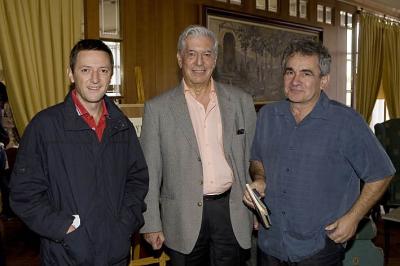 Pisón, Vargas Llosa y Atxaga