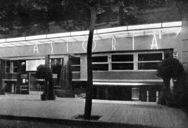 Bar del cine Astoria. Barcelona 1934