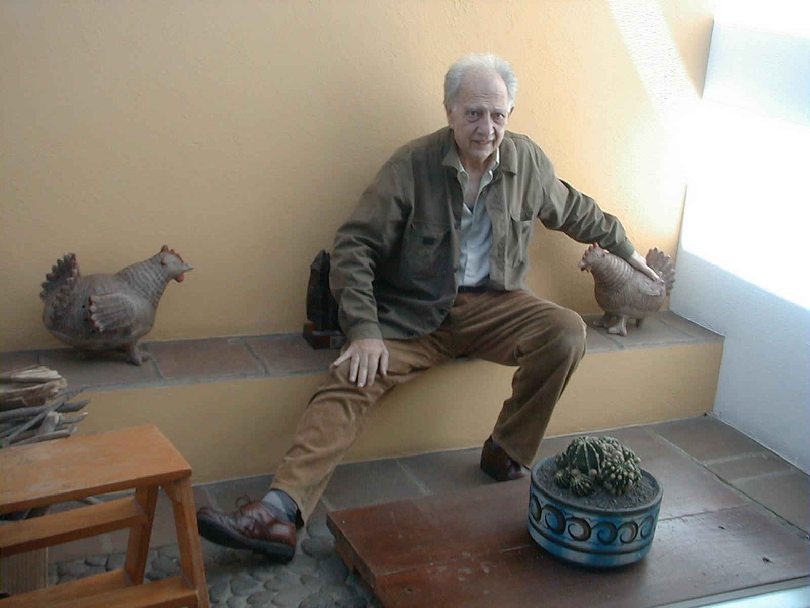 Sergio Pitol en Xalapa, 2002 (foto de Ednodio Quintero)