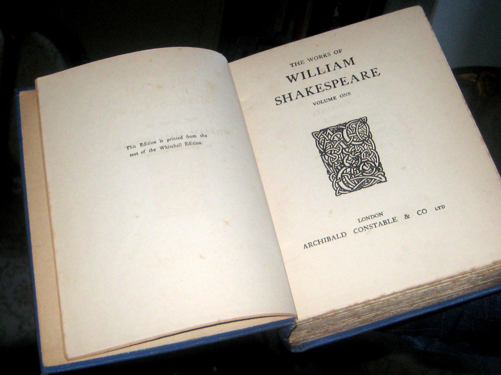 The Works of William Shakespeare, de Lampedusa. Foto V-M.