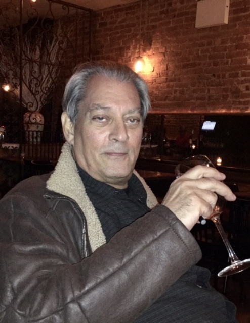 Paul Auster viendo beisbol. 6.10.16 Paul Auster viendo beisbol. 6.10.16