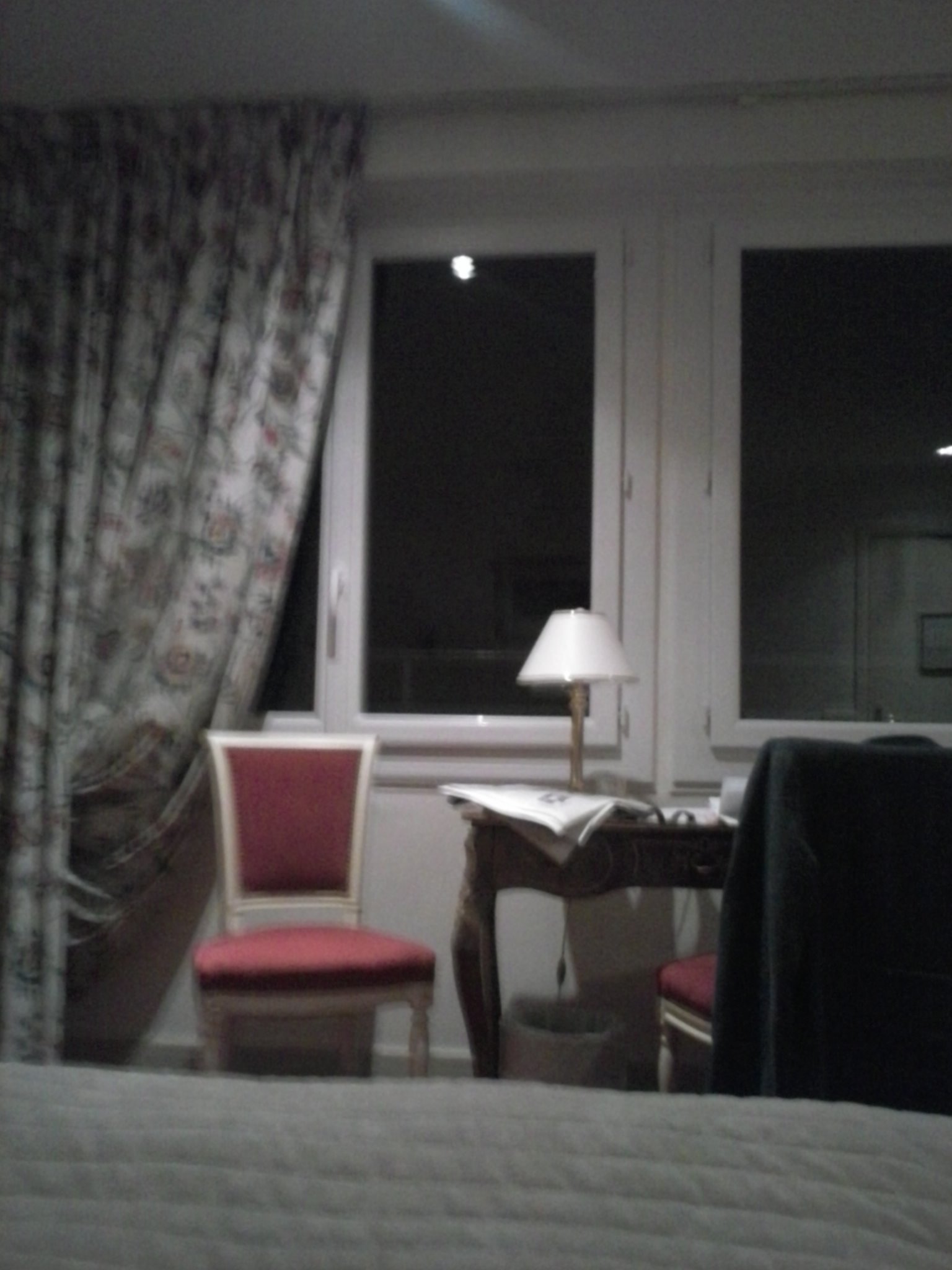 París. Hotel de Suède, 21.9.12 París. Hotel de Suède, 21.9.12