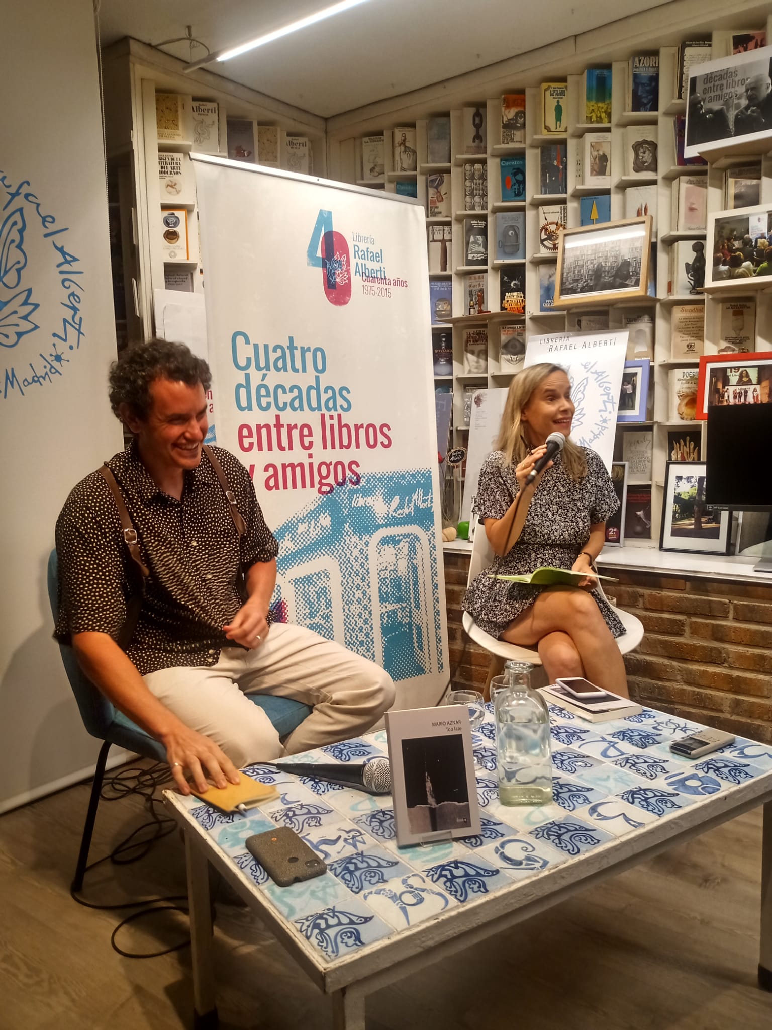 Cristina Oñoro presenta Too Late, de Mario Aznar Cristina Oñoro presenta Too Late, de Mario Aznar