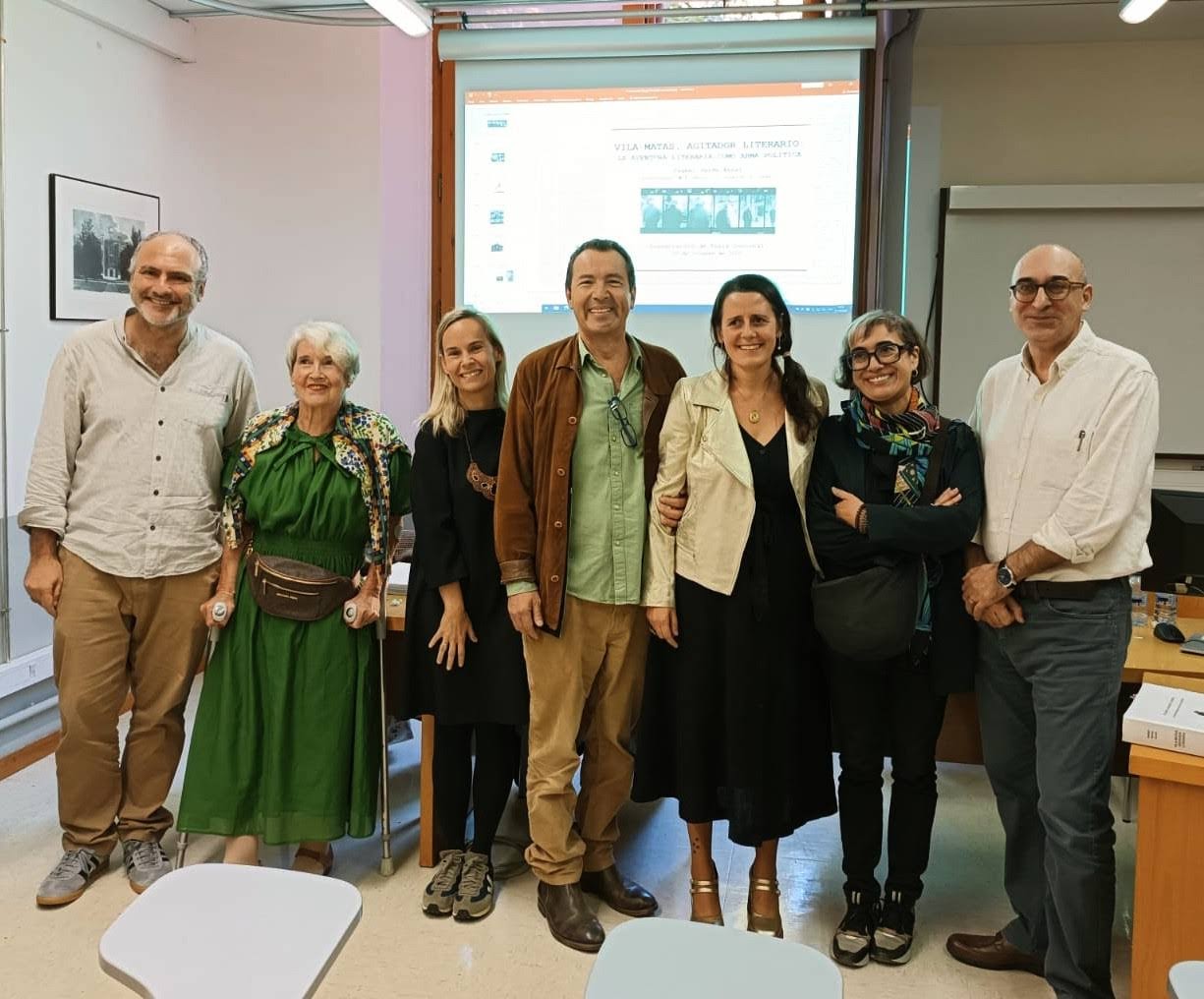 Jurado de la tesis cum laude de Isabel Verdú. Vila-Matas político Jurado de la tesis cum laude de Isabel Verdú. Vila-Matas político